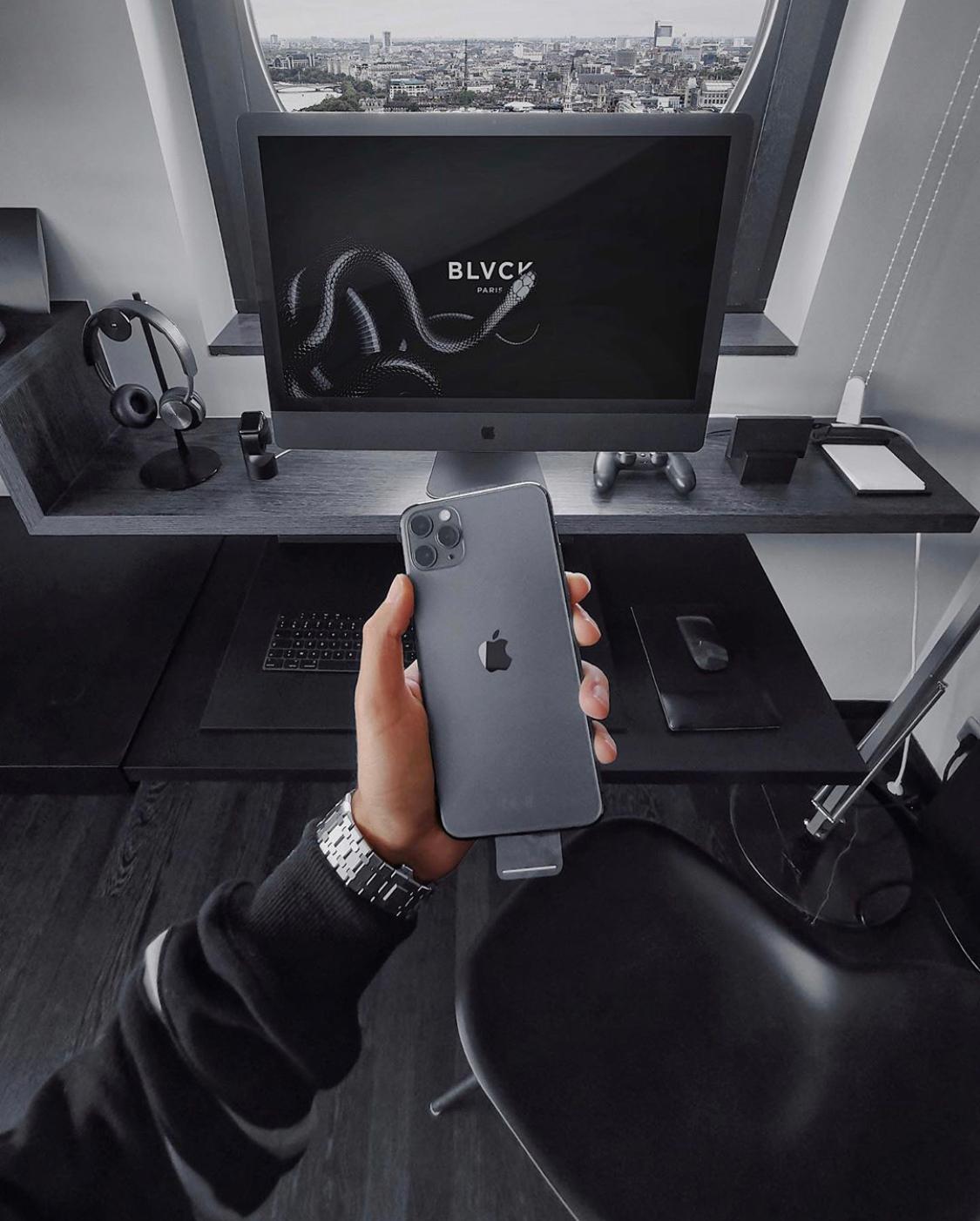 5 Ways To Black Out Your High-Tech – Blvck