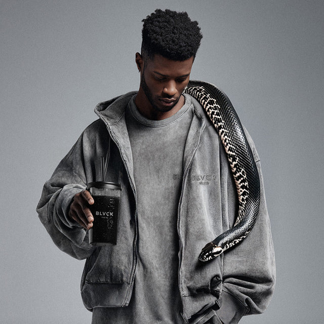 Sweat à capuche zippé délavé