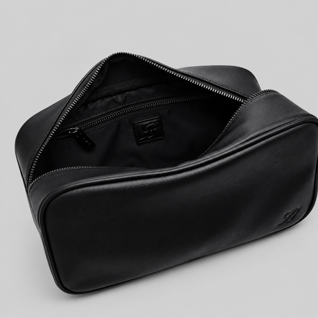Blvck Essentials Case