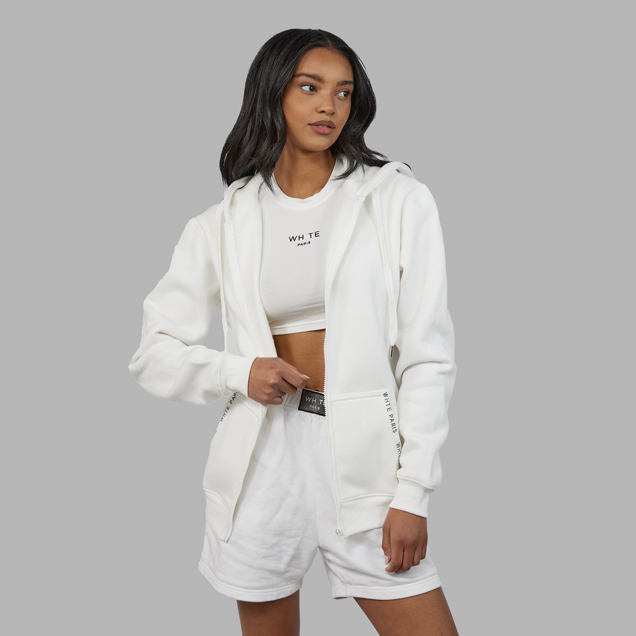 RENESEILLE Women's Slim Fit Hoodie – Long Sleeve Pullover Sweatshirt, Casual Active Wear With Kangaroo Pocket (White, Size L)