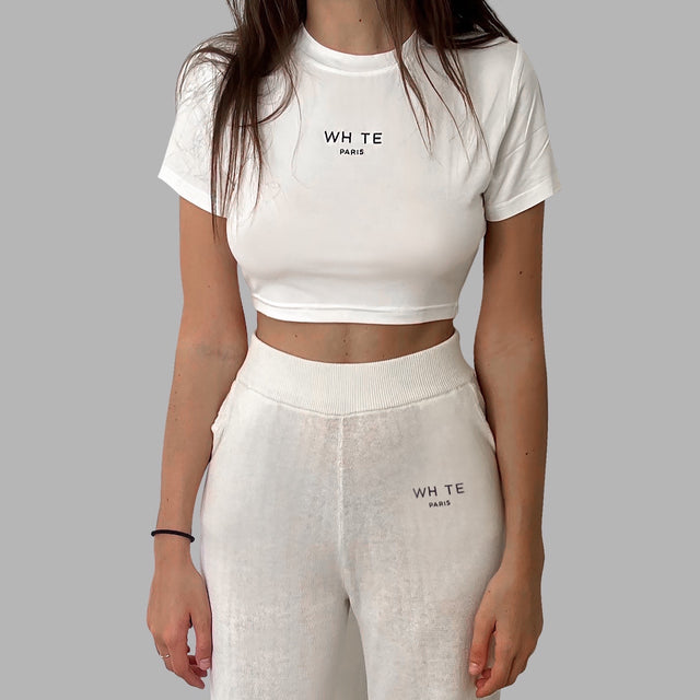 Whte Minimal Crop Tee