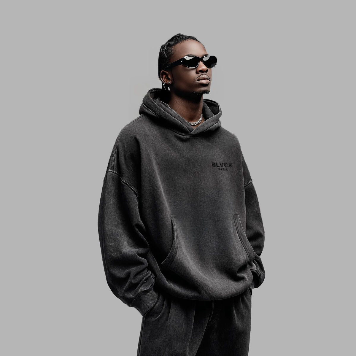 Sweatshirt à capuche délavé