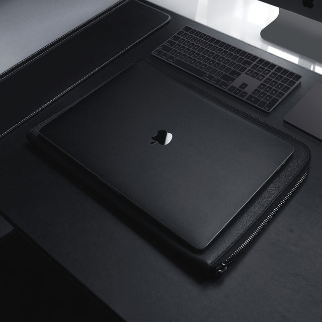 Blvck MacBook Skin